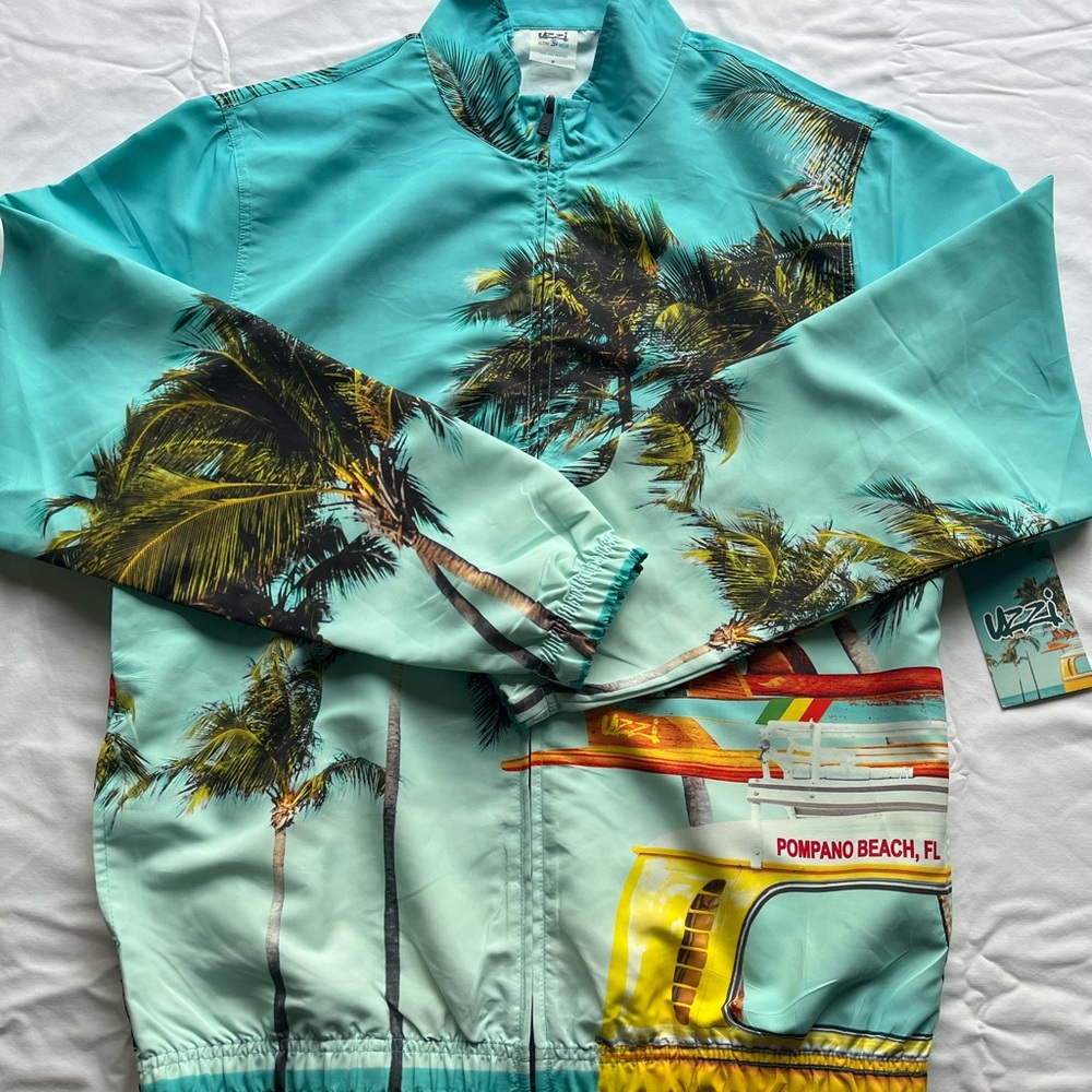 Vizu Men's Tropical Windbreaker Jacket - Blue